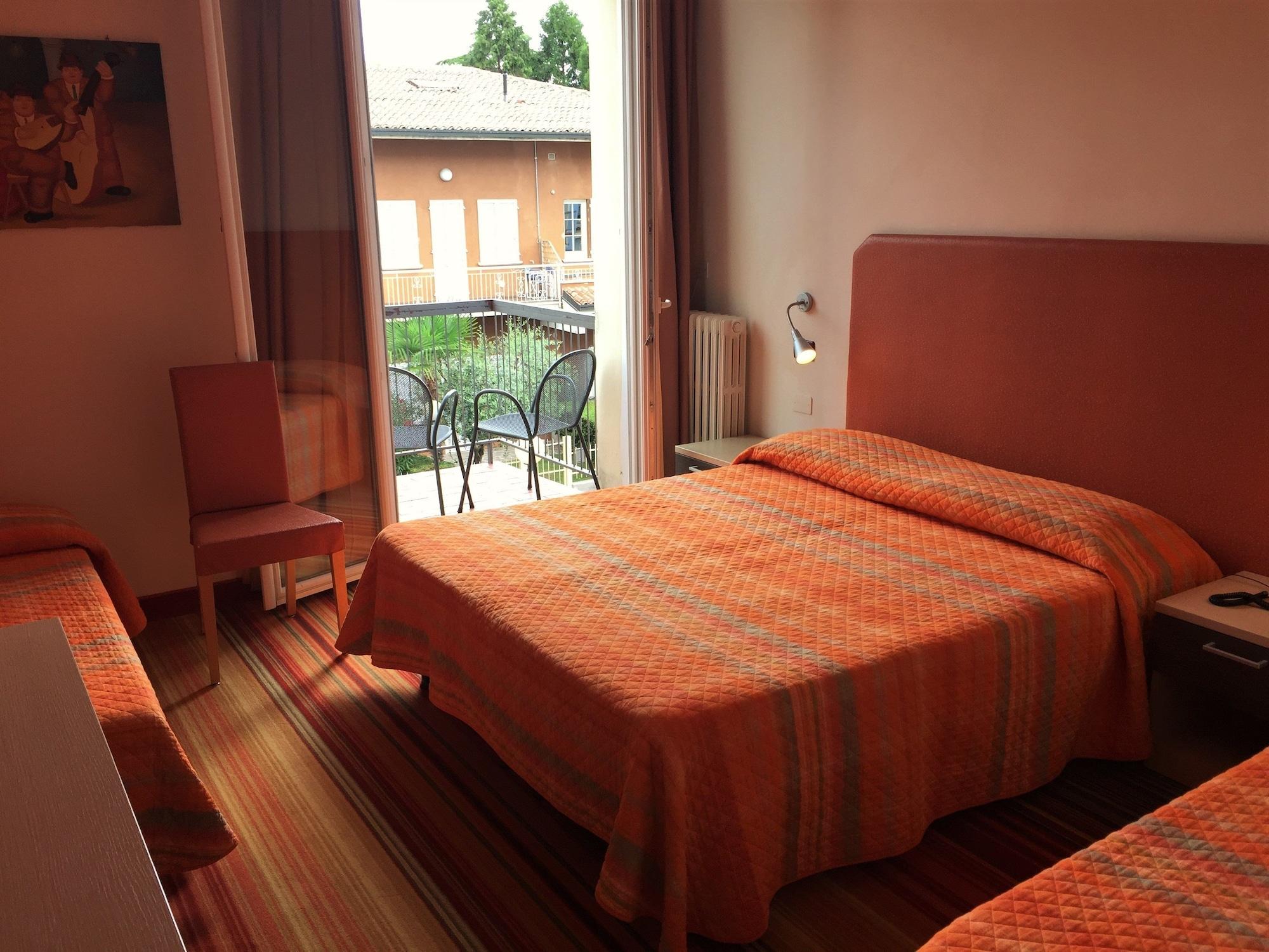 Hotel Suisse Sirmione Exterior photo